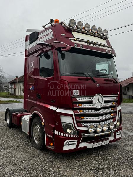 Mercedes Benz Actros 1853 MEGA EDITION1