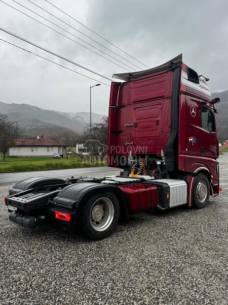 Mercedes Benz Actros 1853 MEGA EDITION1