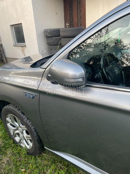 Mitsubishi Outlander 2.0 PHEV