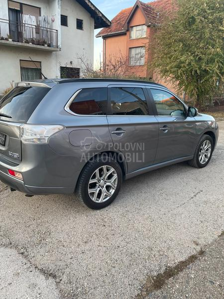 Mitsubishi Outlander 2.0 PHEV