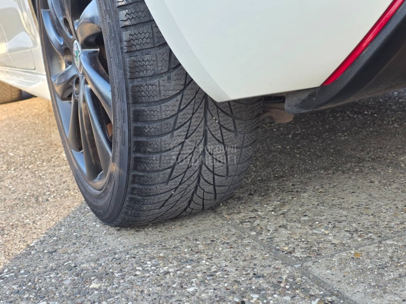 Alfa Romeo Giulietta 2.0mj VELOCE/AUT