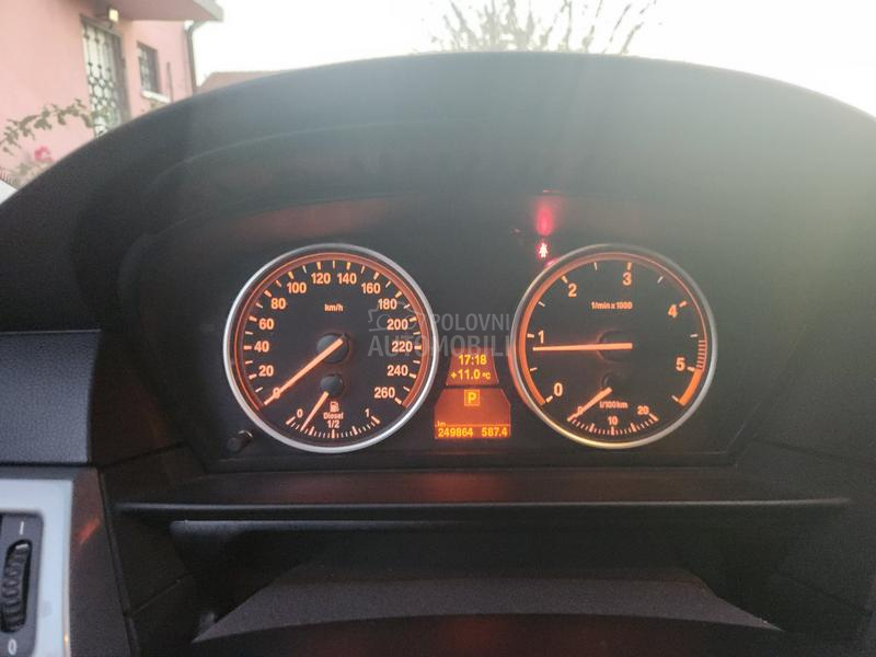 BMW 520 520d E61