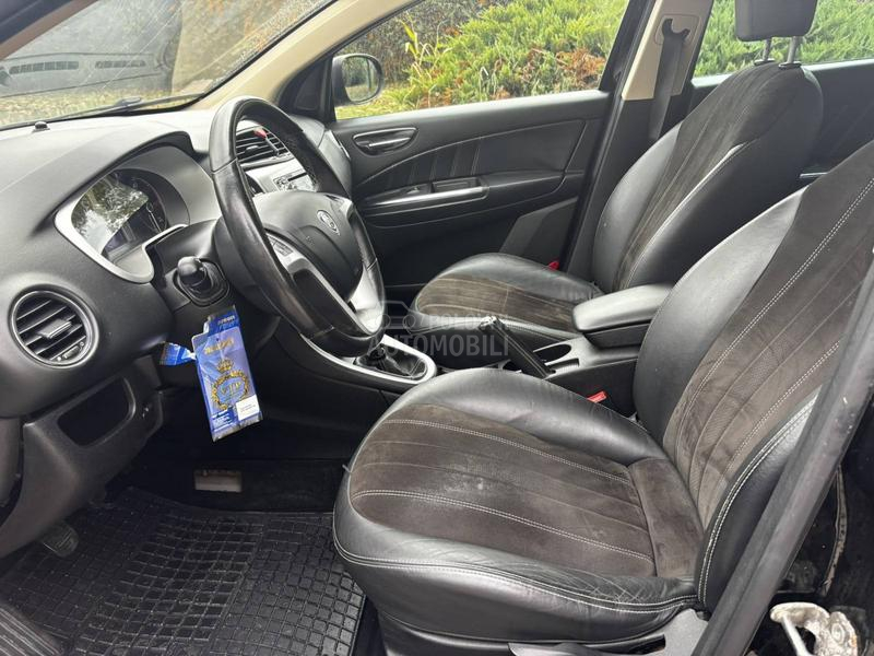 Lancia Delta 1.6 multijet