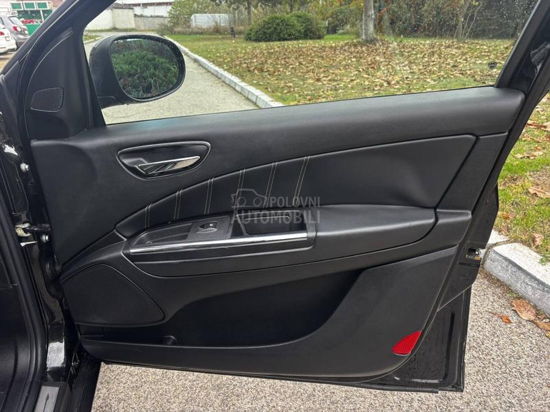 Lancia Delta 1.6 multijet