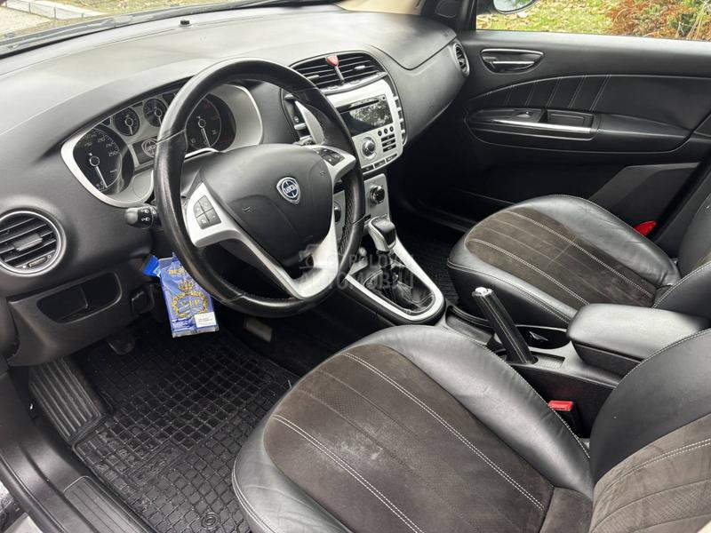 Lancia Delta 1.6 multijet