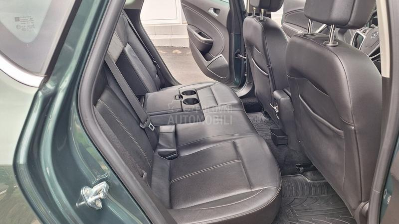 Opel Astra J COSMO Sport