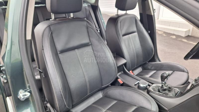 Opel Astra J COSMO Sport