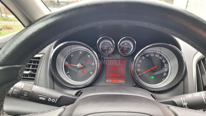 Opel Astra J COSMO Sport