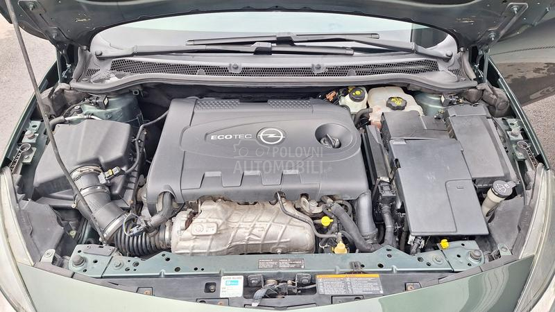 Opel Astra J COSMO Sport