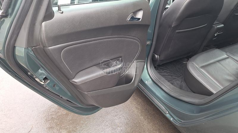 Opel Astra J COSMO Sport