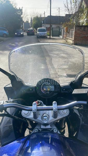 Yamaha Fazer600