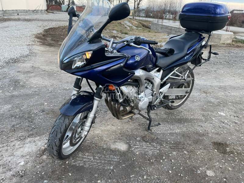 Yamaha Fazer600