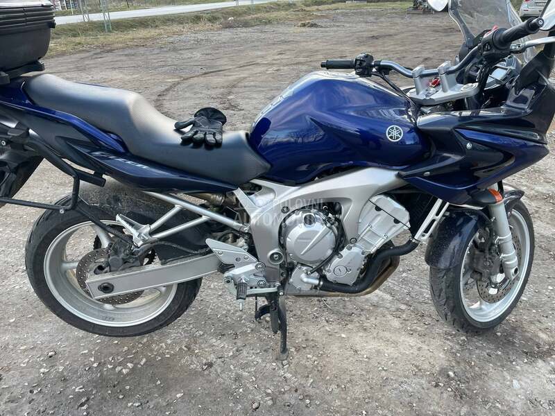 Yamaha Fazer600