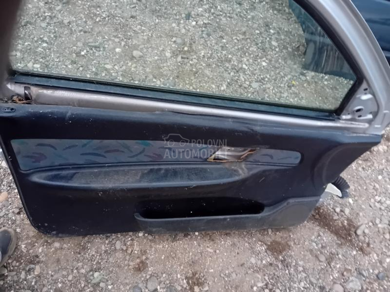 Prednji levi podizac motorce