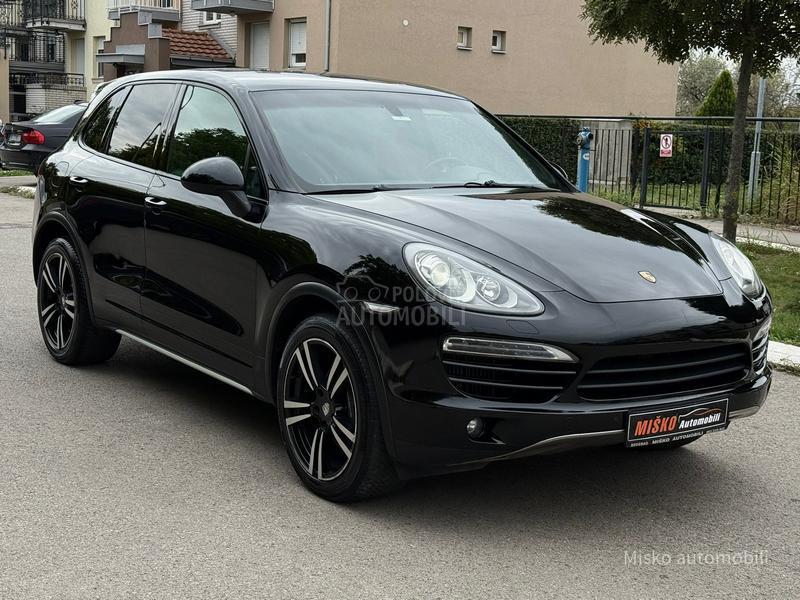 Porsche Cayenne 3.0 TD Aut F1 Led