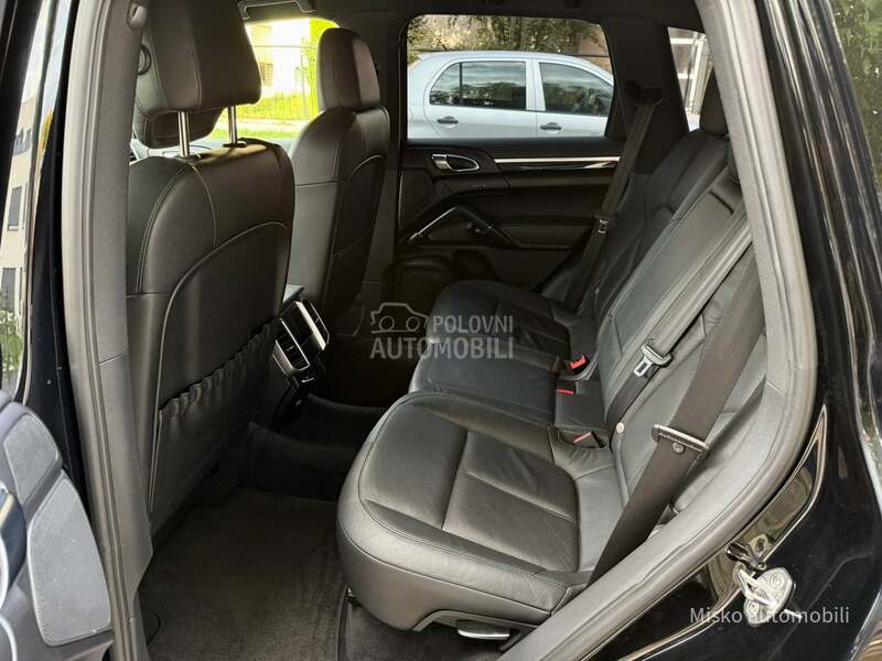 Porsche Cayenne 3.0 TD Aut F1 Led
