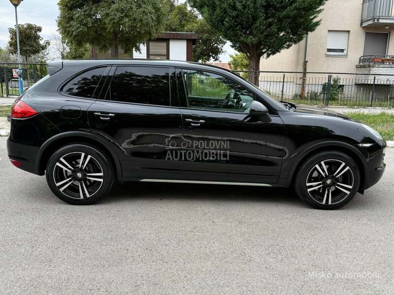 Porsche Cayenne 3.0 TD Aut F1 Led