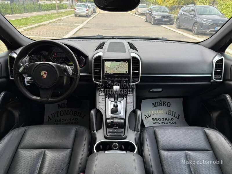 Porsche Cayenne 3.0 TD Aut F1 Led