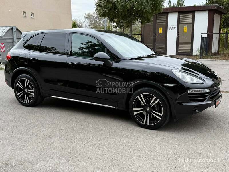 Porsche Cayenne 3.0 TD Aut F1 Led