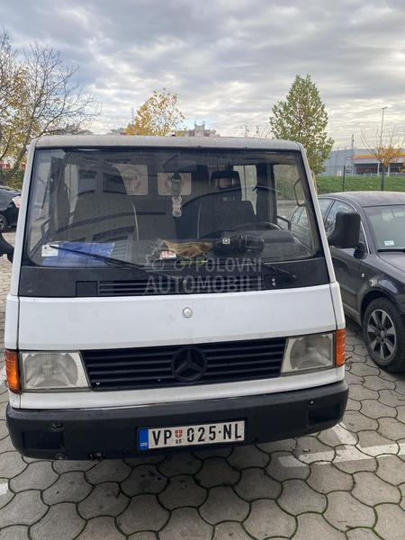 Mercedes Benz Mb100 2399