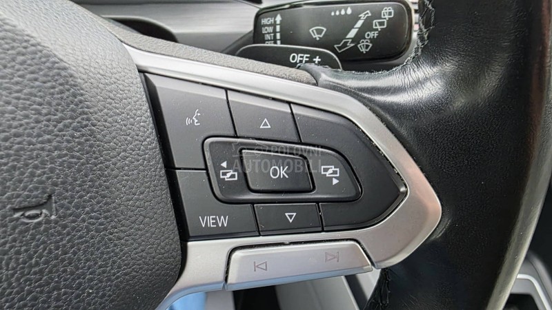 Volkswagen Golf 8 2.0 TDI HIGH-LINE