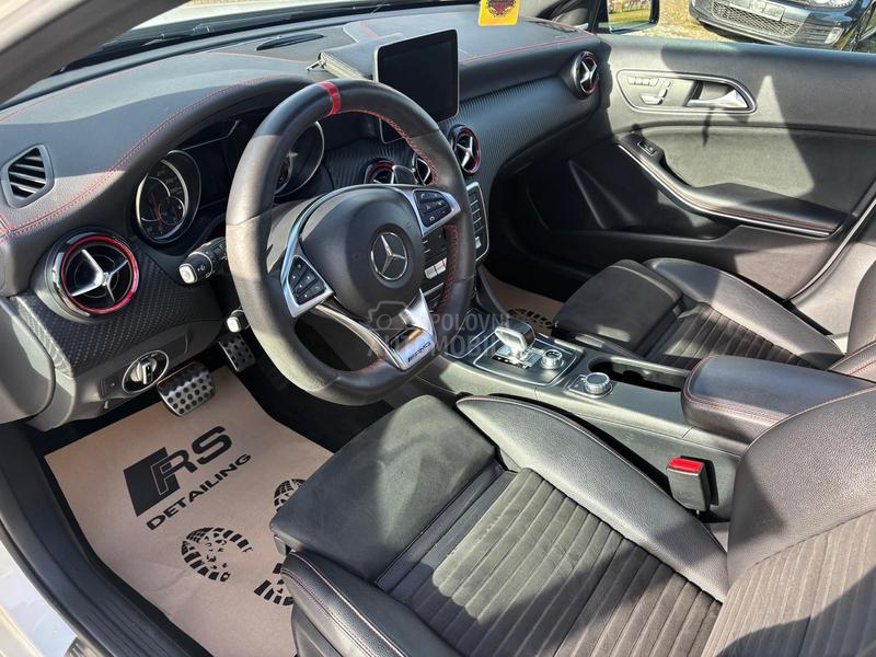 Mercedes Benz A 45 AMG 