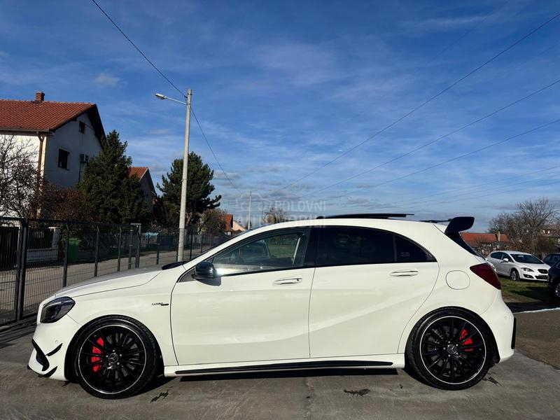 Mercedes Benz A 45 AMG 