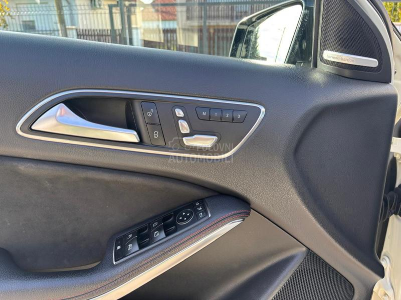 Mercedes Benz A 45 AMG 