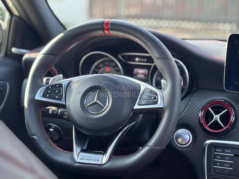 Mercedes Benz A 45 AMG 