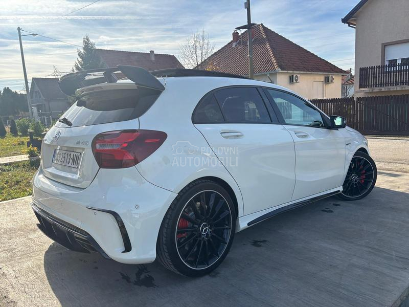 Mercedes Benz A 45 AMG 