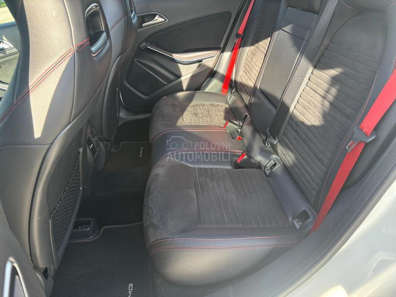 Mercedes Benz A 45 AMG 