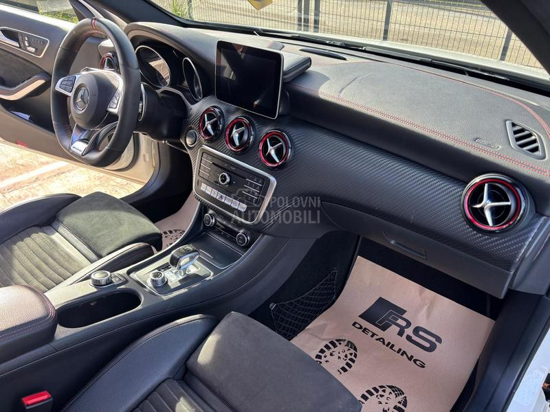 Mercedes Benz A 45 AMG 