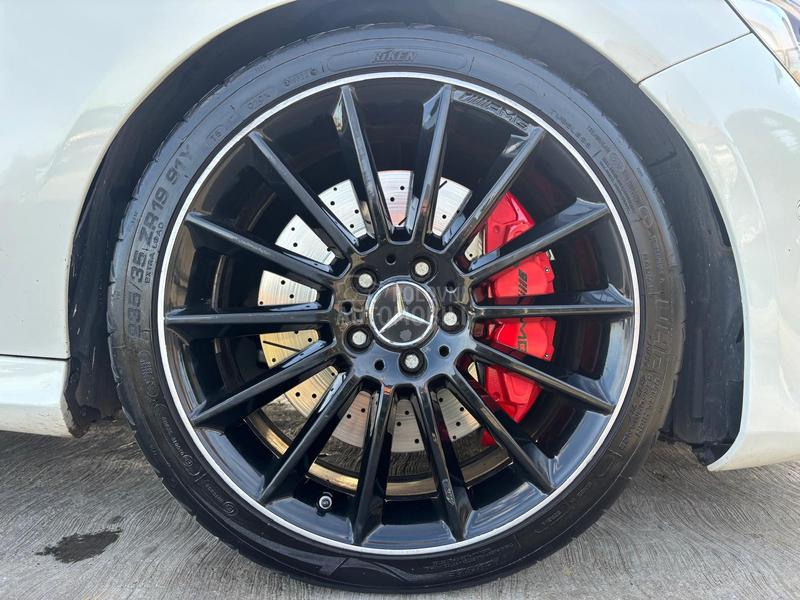 Mercedes Benz A 45 AMG 