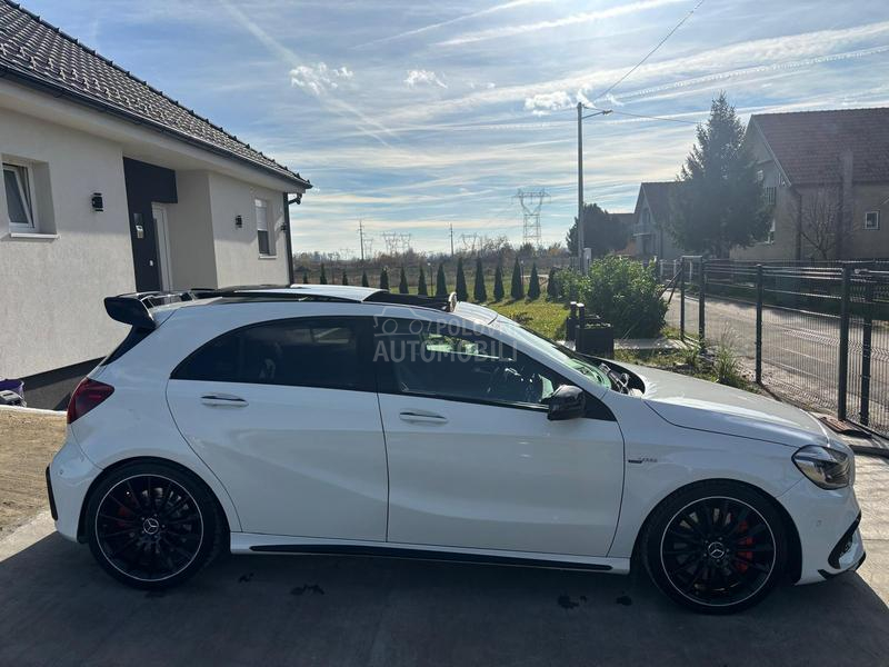 Mercedes Benz A 45 AMG 