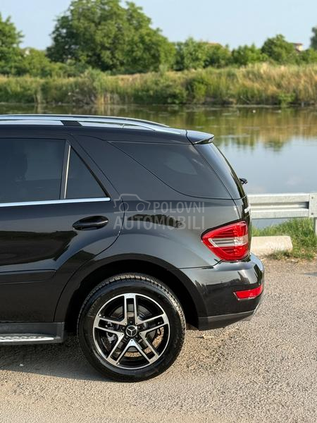 Mercedes Benz ML 350 
