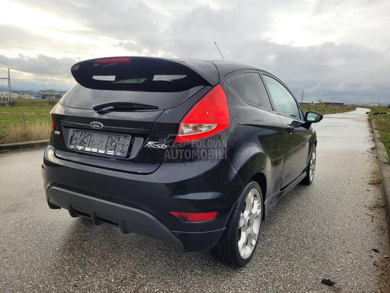 Ford Fiesta ST line