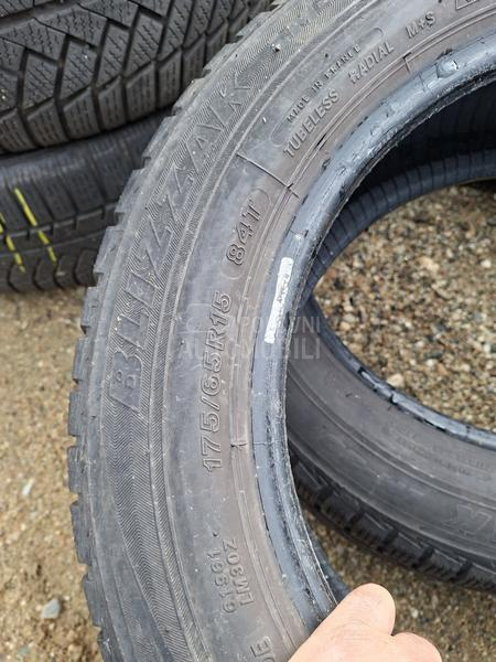 Bridgestone 175/65 R15 Zimska