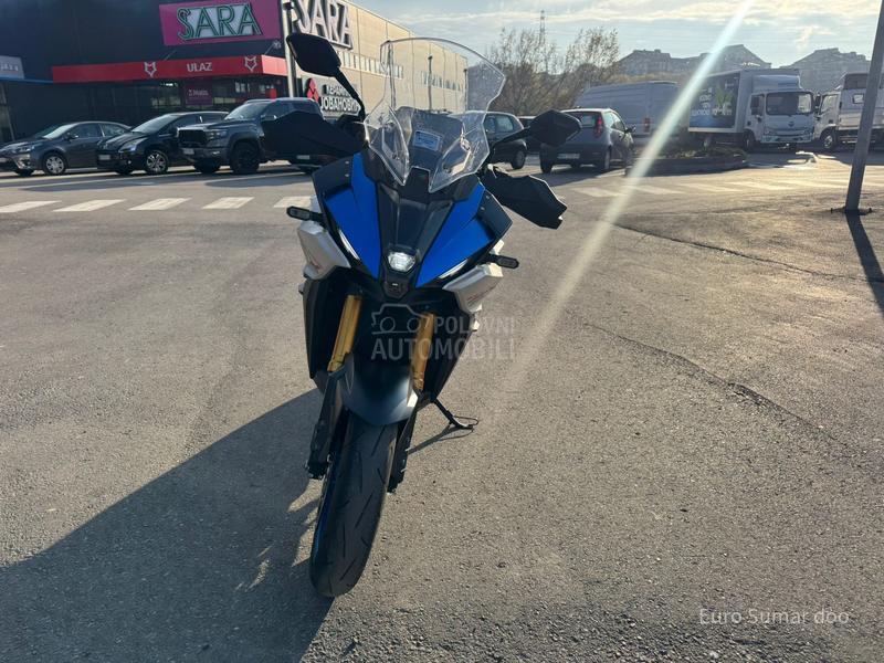 Suzuki GSX-S1000GX M4 DEMO