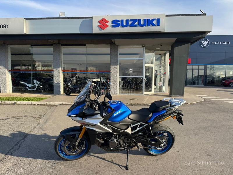 Suzuki GSX-S1000GX M4 DEMO