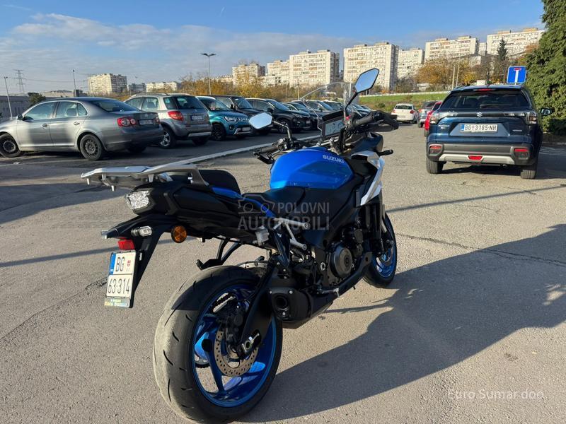 Suzuki GSX-S1000GX M4 DEMO