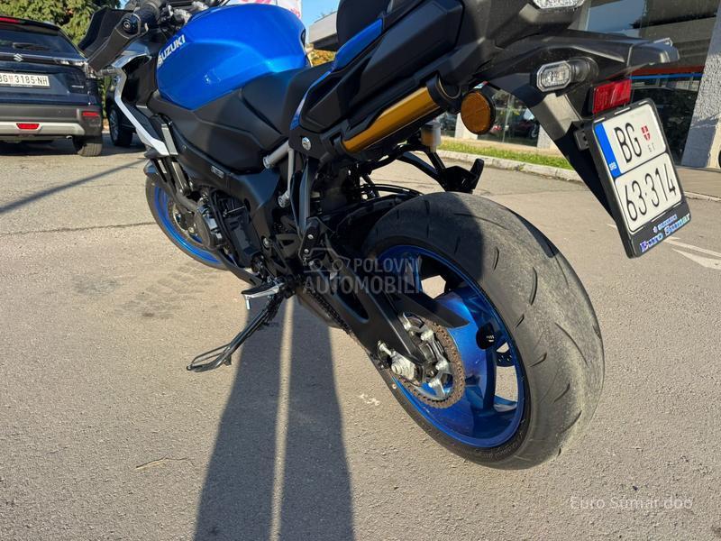Suzuki GSX-S1000GX M4 DEMO