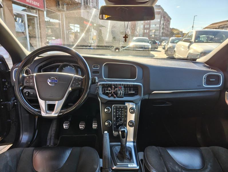 Volvo V40 D2 R-Design