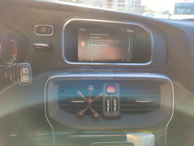 Volvo V40 D2 R-Design