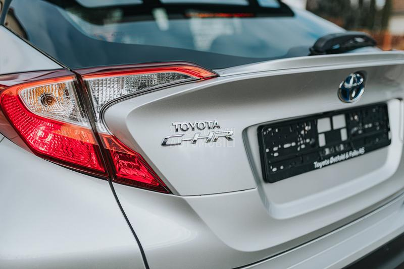 Toyota C-HR 1.8 Hybrid