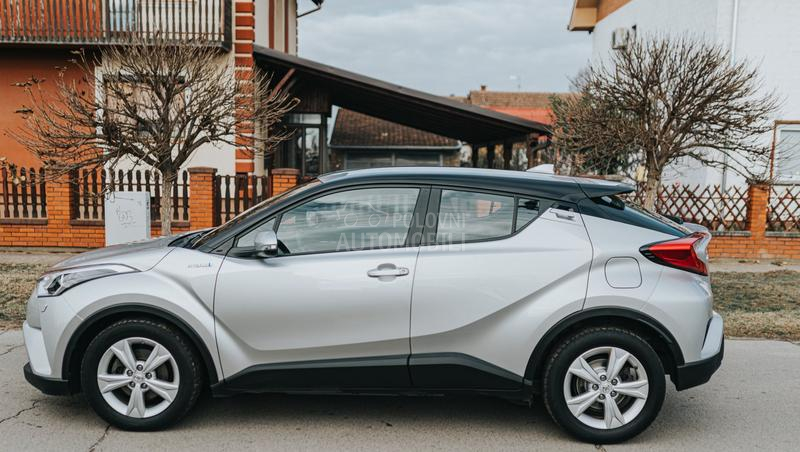 Toyota C-HR 1.8 Hybrid