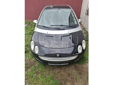 Smart ForFour -  kompletan auto u delovima