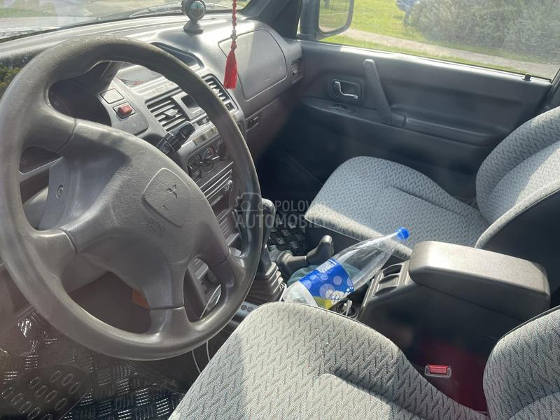 Mitsubishi Pajero 2.5 TDi 4x4