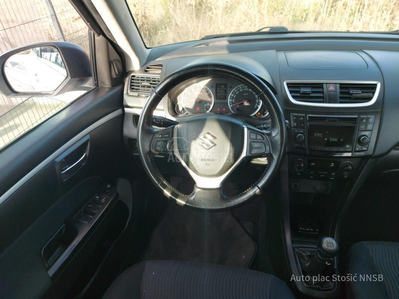 Suzuki Swift 