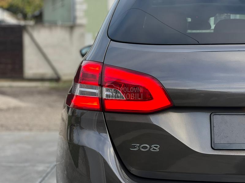 Peugeot 308 1.6BlueHDi/PANORAM A