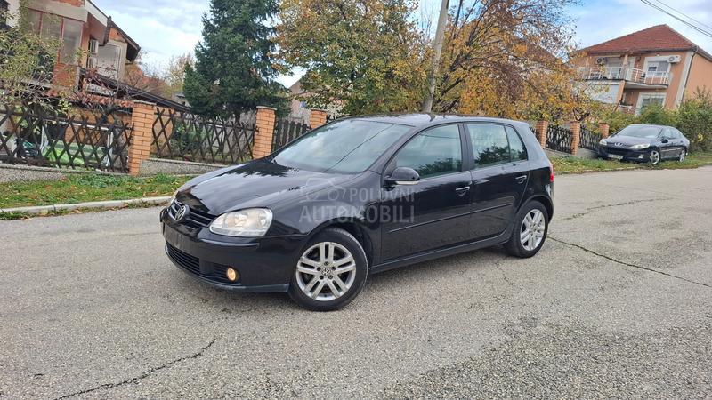 Volkswagen Golf 5 1.9 TDI 77 k.w